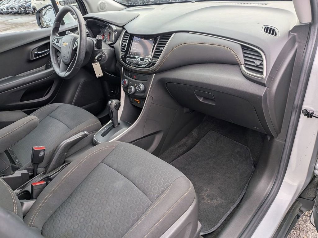 2022 Chevrolet Trax LS