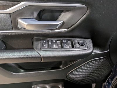 2019 RAM 1500 Big Horn/Lone Star Crew Cab 4x4 5'7" Box