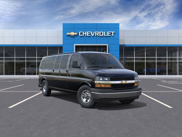 2025 Chevrolet Express Passenger 1LT