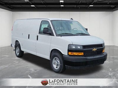 2025 Chevrolet Express Cargo WT
