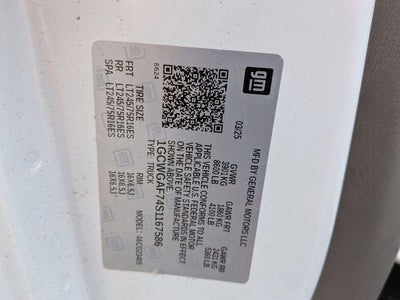 2025 Chevrolet Express Cargo WT