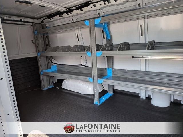 2025 Chevrolet Express Cargo WT