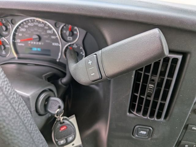 2024 Chevrolet Express Cutaway 3500 1WT