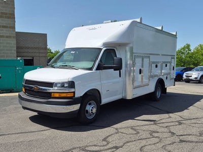 2026 Chevrolet Express Cutaway 3500 1WT