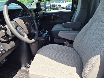 2026 Chevrolet Express Cutaway 3500 1WT