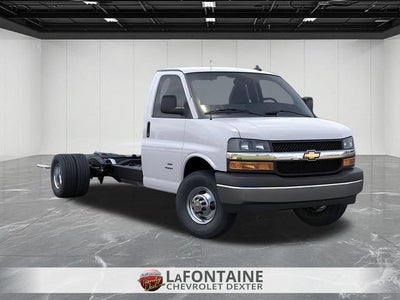 2026 Chevrolet Express Cutaway 4500 2WT