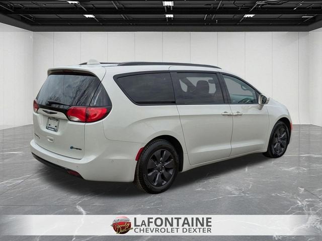 2020 Chrysler Pacifica Hybrid Limited