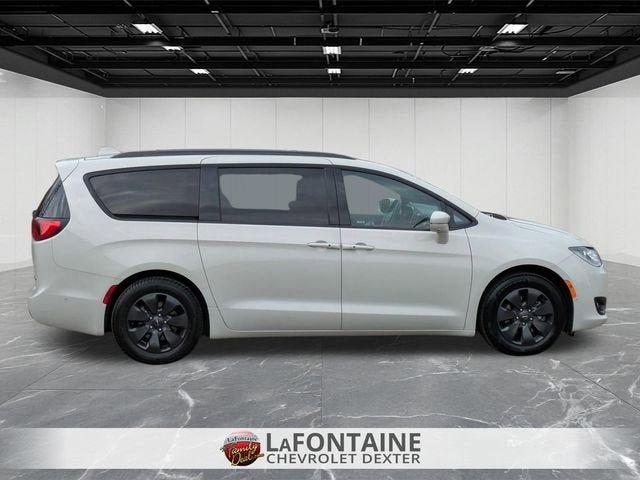 2020 Chrysler Pacifica Hybrid Limited