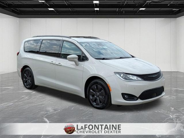 2020 Chrysler Pacifica Hybrid Limited