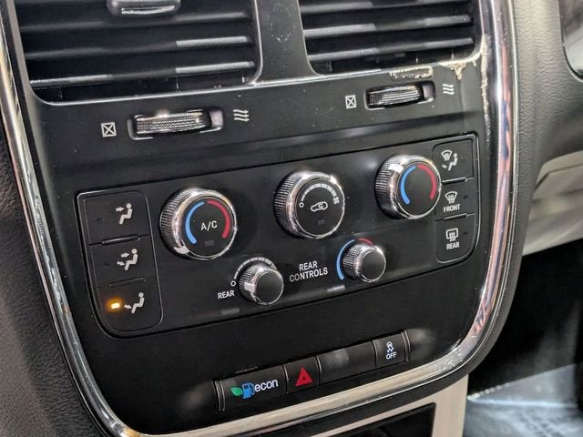 2020 Dodge Grand Caravan SE