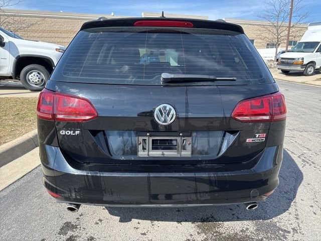 2017 Volkswagen Golf SportWagen S