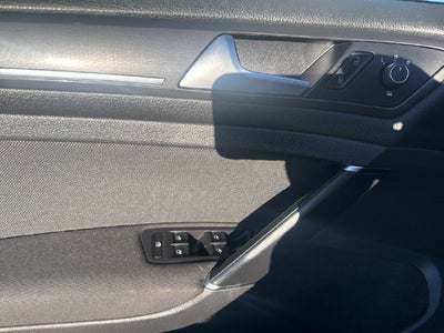 2021 Volkswagen Golf GTI S