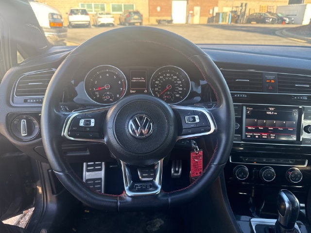 2021 Volkswagen Golf GTI S