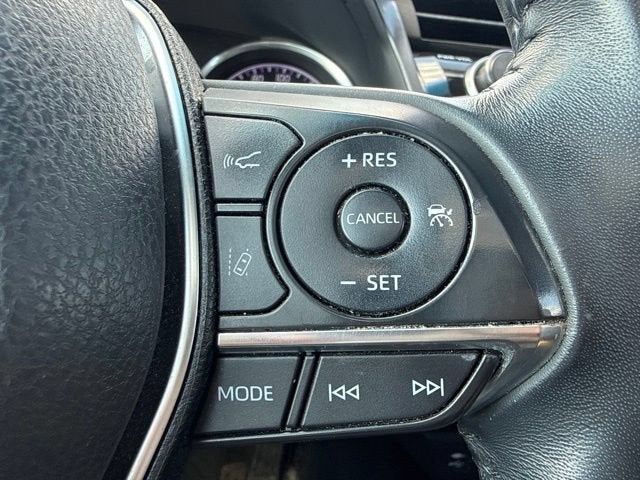 2018 Toyota Camry Hybrid XLE