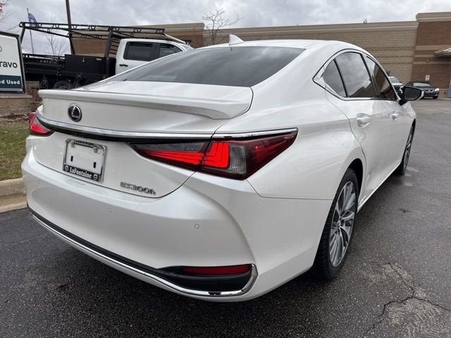 2020 Lexus ES 300h ES 300h