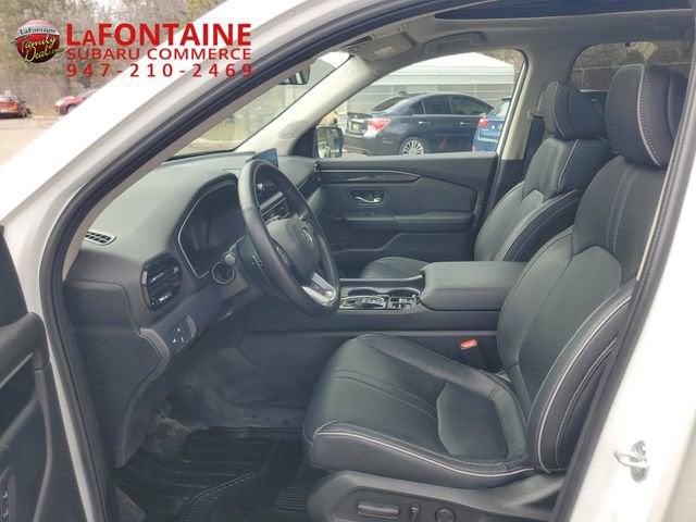 2023 Honda Pilot AWD Elite