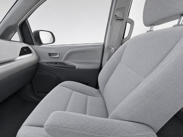 2017 Toyota Sienna LE