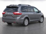 2017 Toyota Sienna LE
