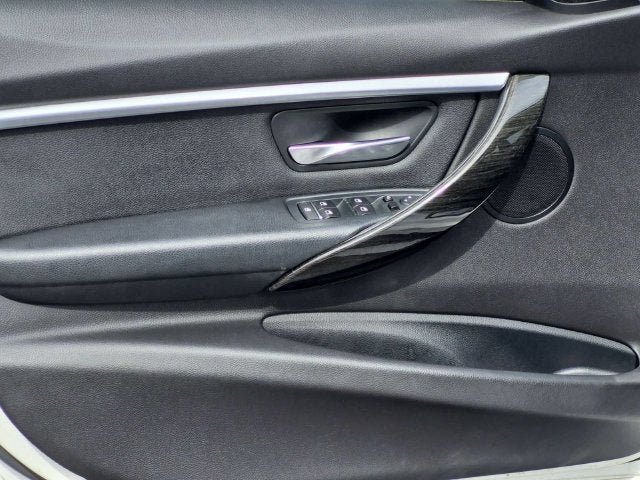2018 BMW 330i xDrive