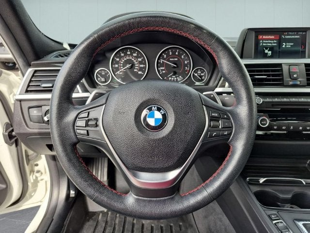 2018 BMW 330i xDrive