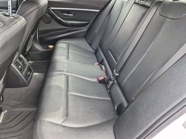 2018 BMW 330i xDrive