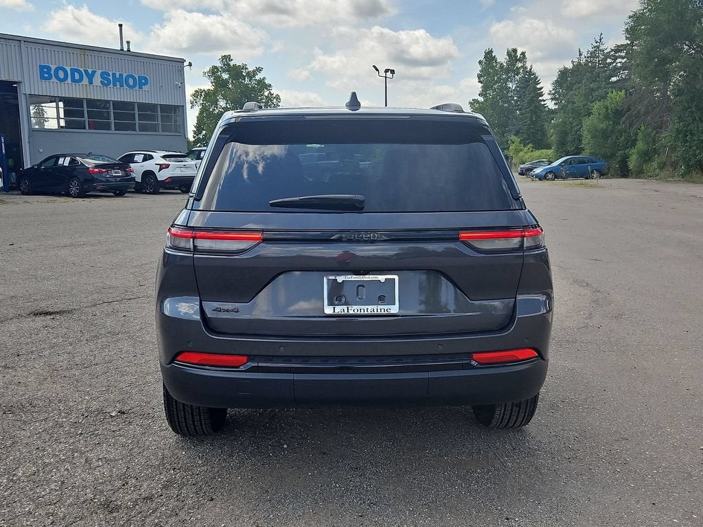 2025 Jeep Grand Cherokee Altitude X 4x4