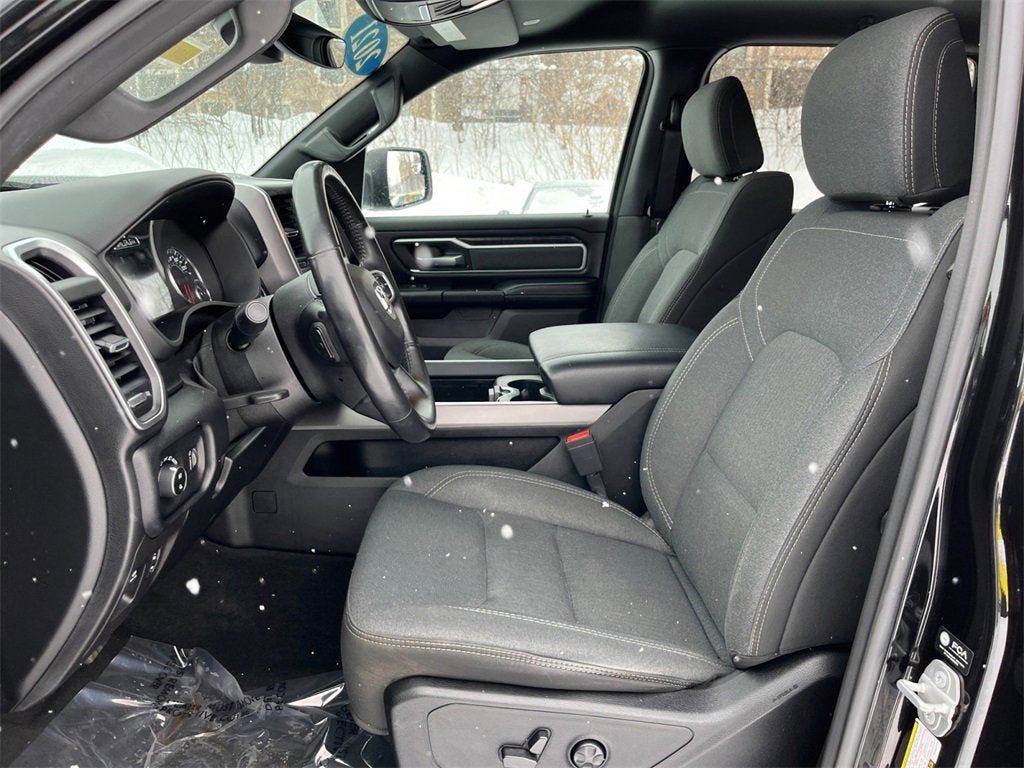 2021 RAM 1500 Big Horn Crew Cab 4x4 5'7" Box