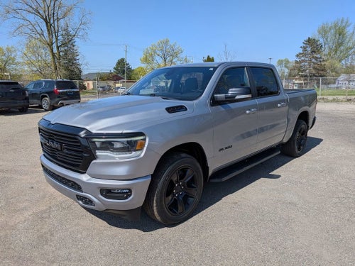 2021 RAM 1500 Big Horn Crew Cab 4x4 5'7" Box