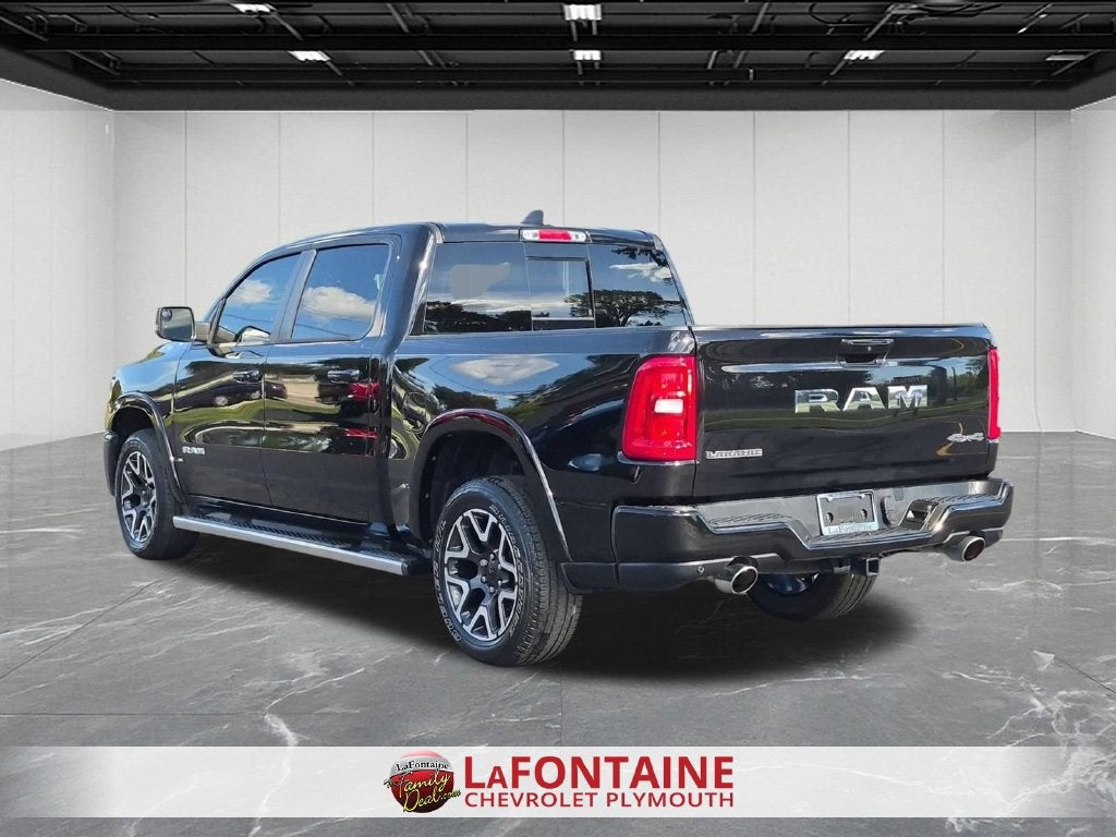 2025 RAM 1500 Laramie Crew Cab 4x4 5'7" Box