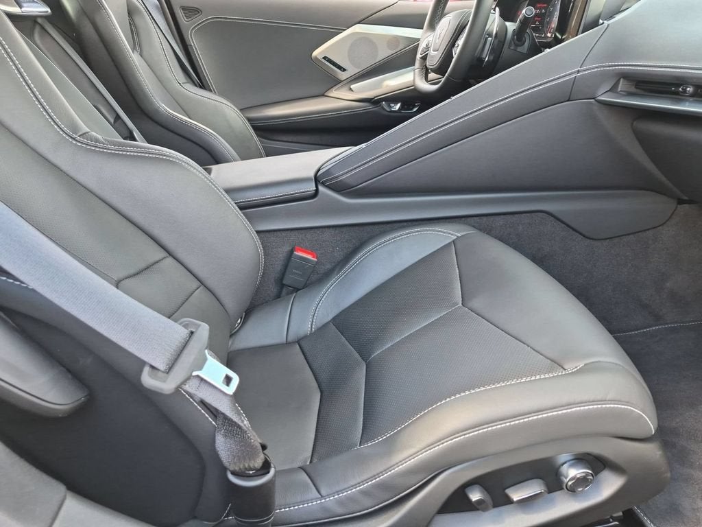 2025 Chevrolet Corvette Stingray 2LT