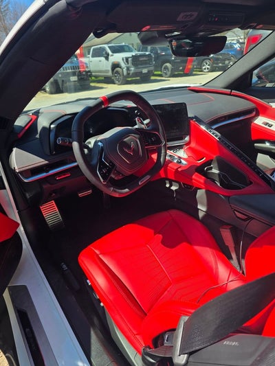 2025 Chevrolet Corvette E-Ray 2LZ