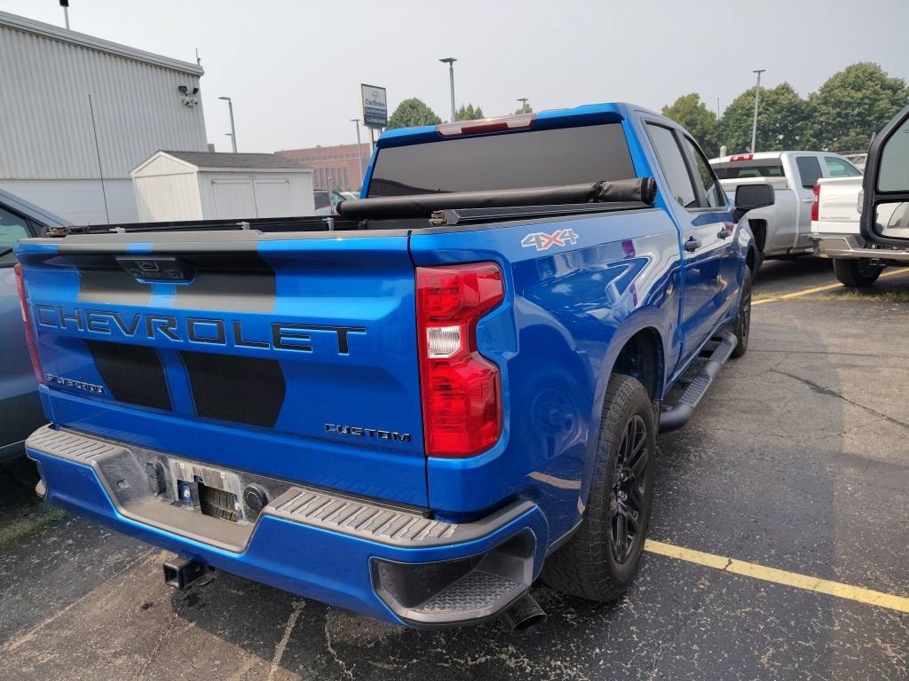 2023 Chevrolet Silverado 1500 Custom