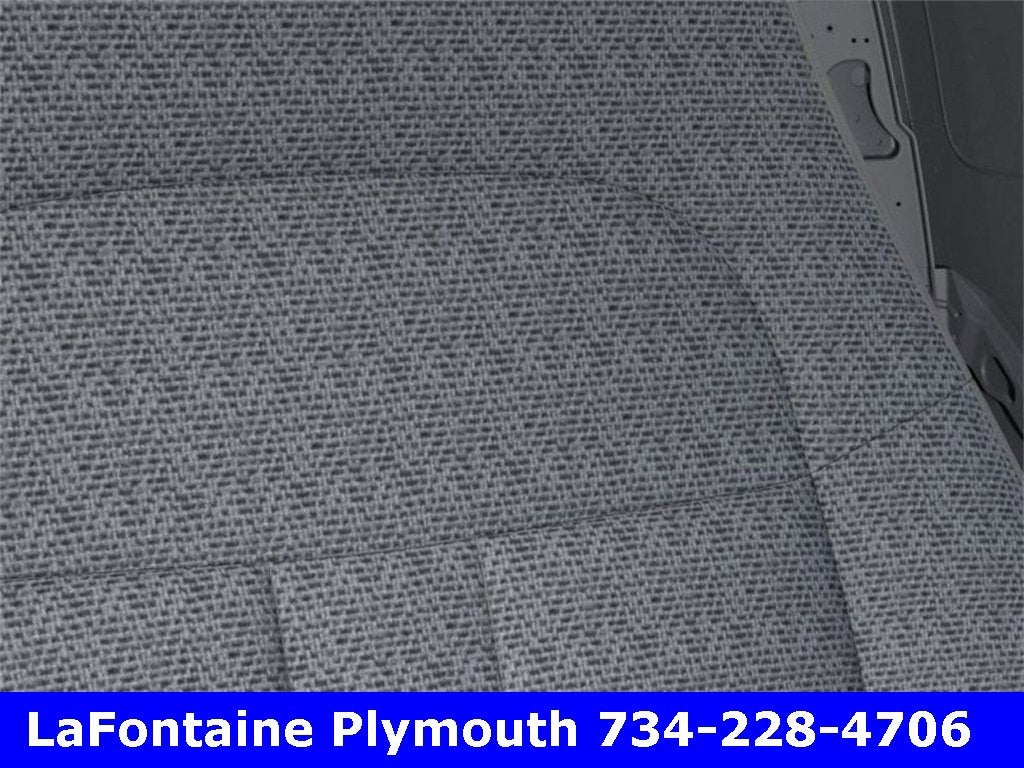 2025 Chevrolet Express Cargo 3500 WT