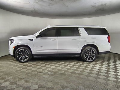 2022 GMC Yukon XL SLE