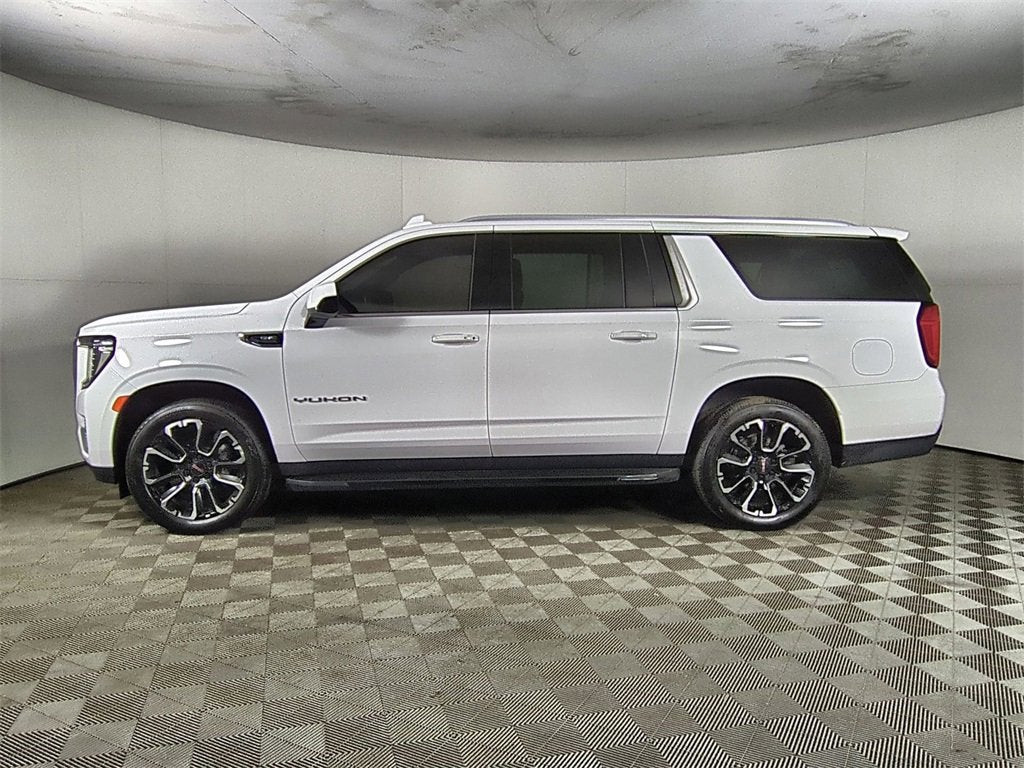 2022 GMC Yukon XL SLE
