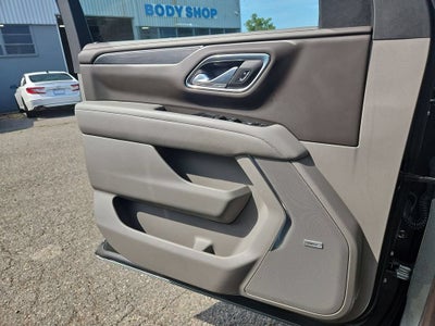 2023 GMC Yukon XL SLT