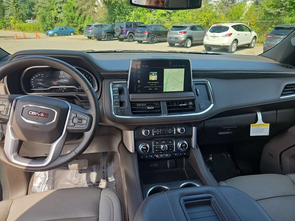 2023 GMC Yukon XL SLT