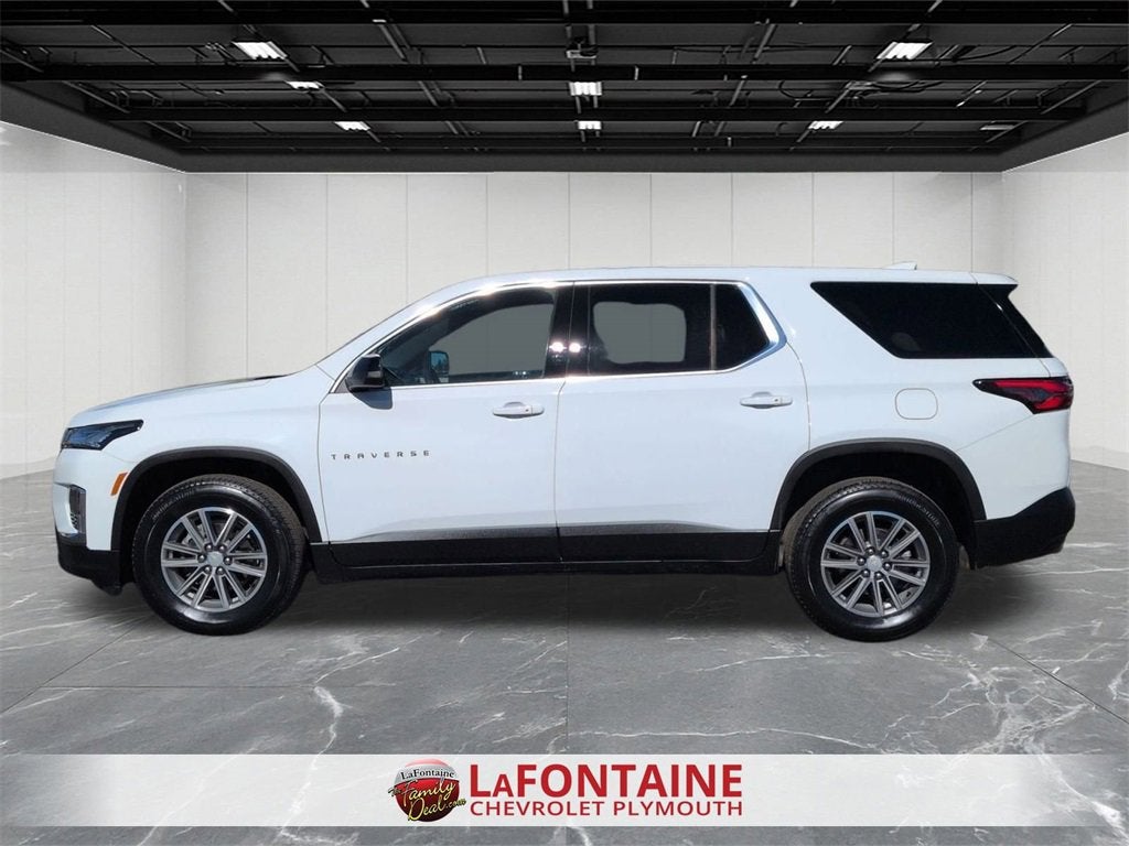 2023 Chevrolet Traverse LS