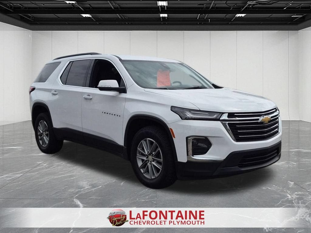 2023 Chevrolet Traverse LT Cloth