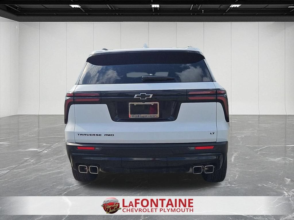 2024 Chevrolet Traverse LT