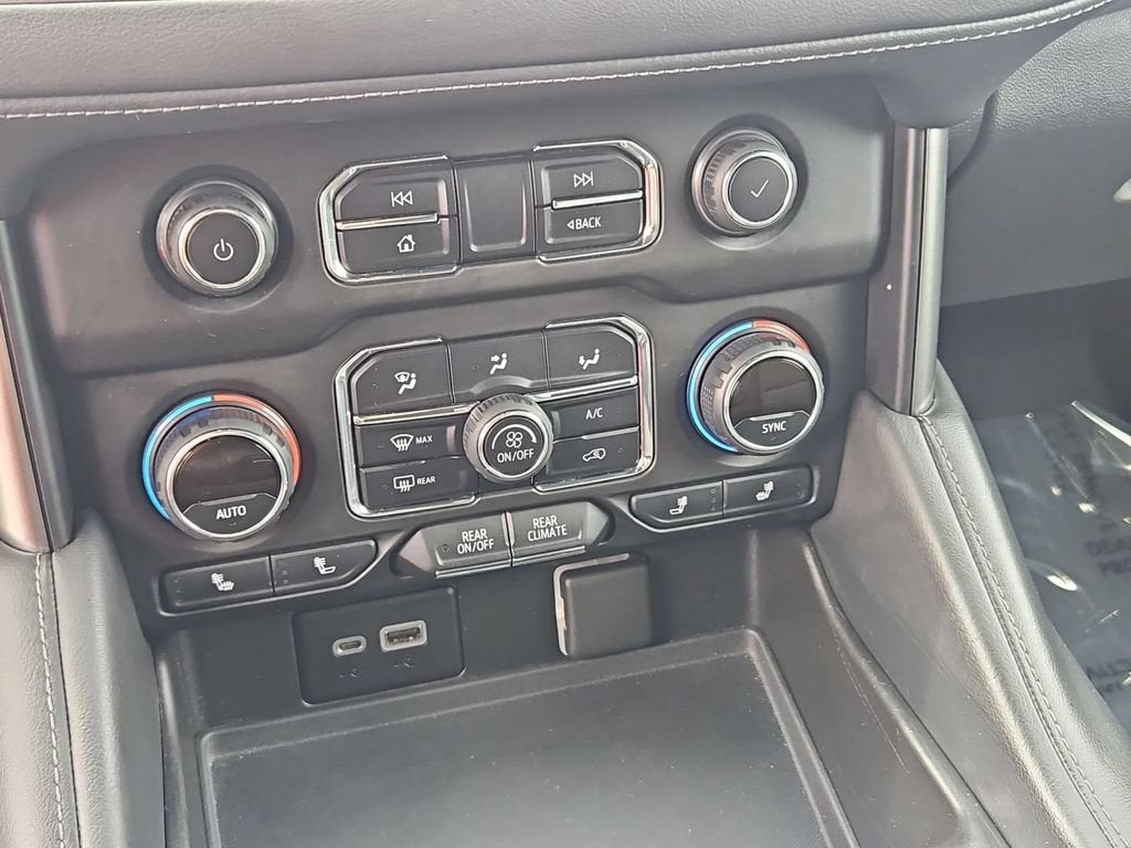 2021 Chevrolet Suburban LT