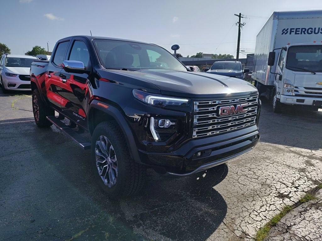 2023 GMC Canyon Denali