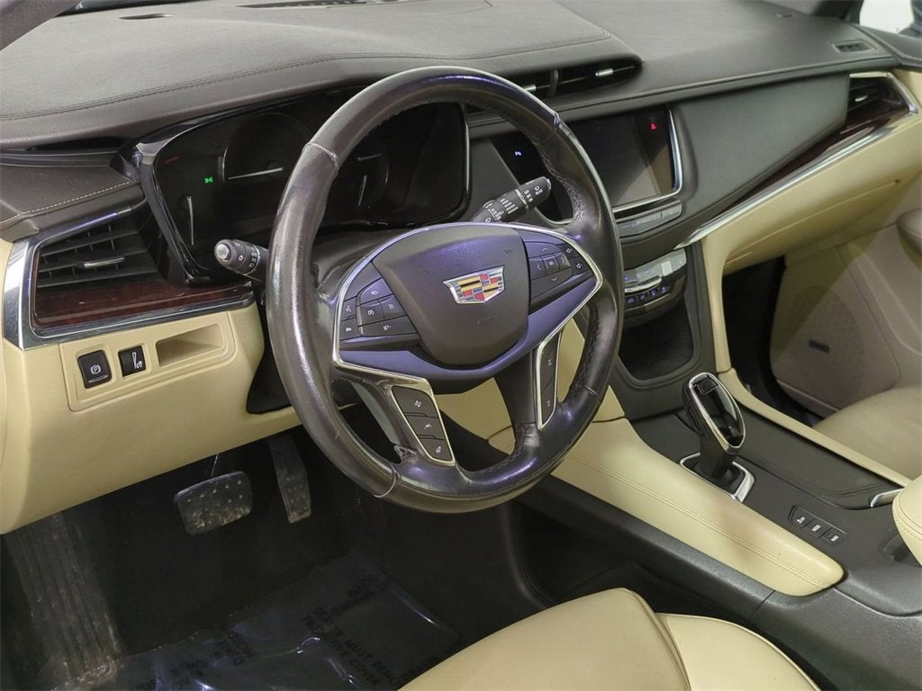 2019 Cadillac XT5 Luxury AWD