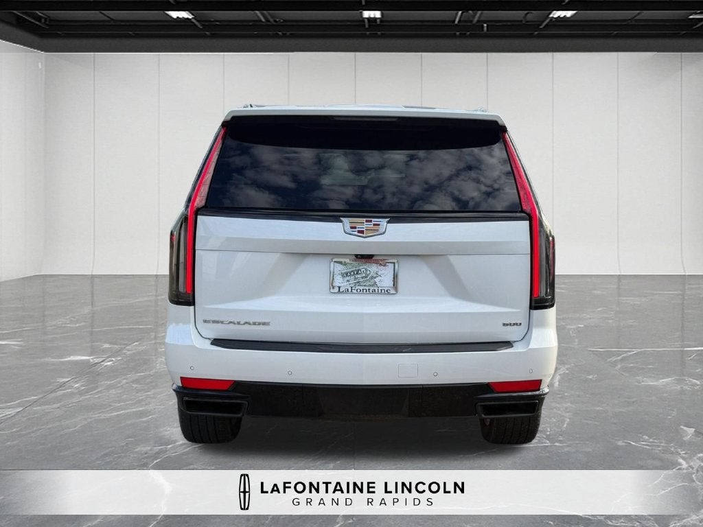 2024 Cadillac Escalade Sport