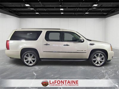 2011 Cadillac Escalade ESV Luxury