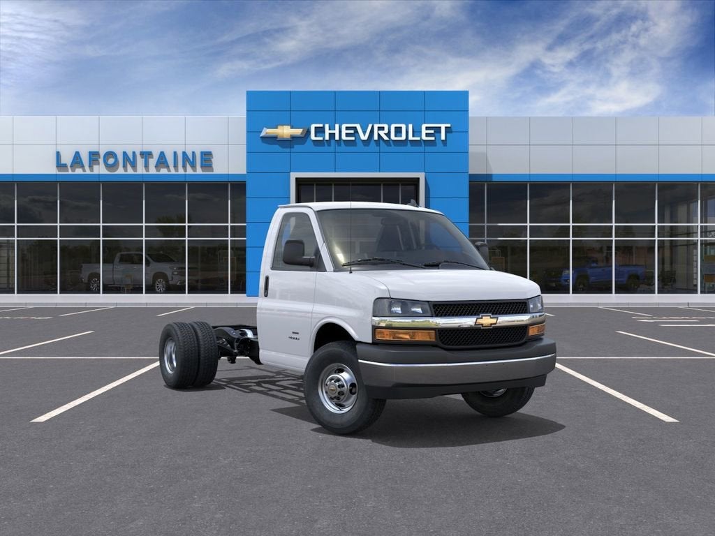 2026 Chevrolet Express 3500 139" WB's photo