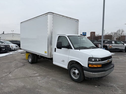 2024 Chevrolet Express Cutaway 4500 2WT