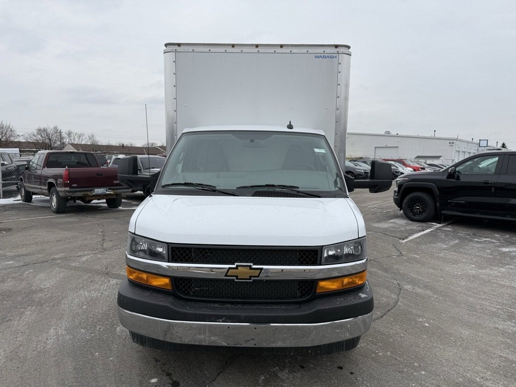 2024 Chevrolet Express Cutaway 4500 2WT