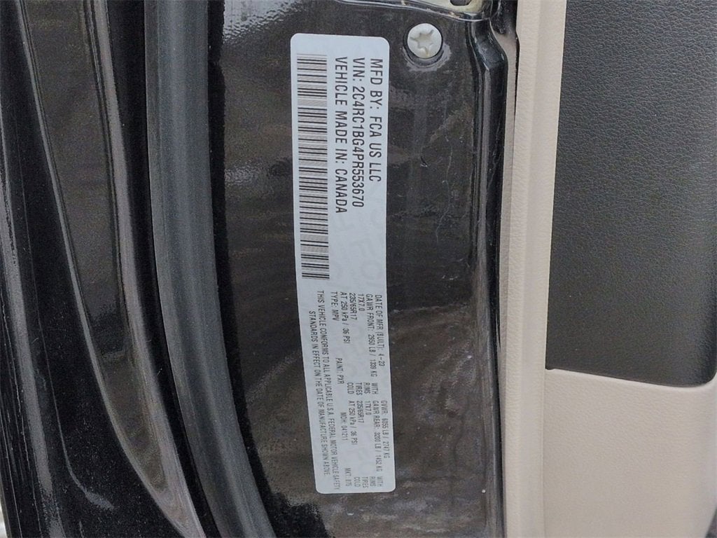 2023 Chrysler Pacifica Touring L