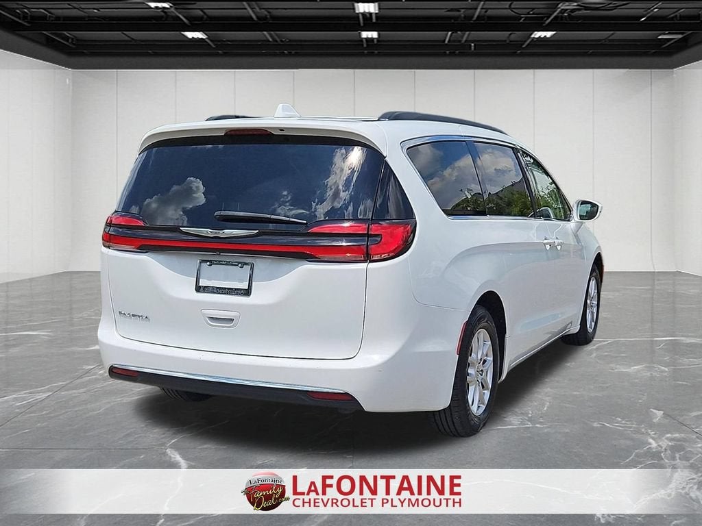 2022 Chrysler Pacifica Touring L